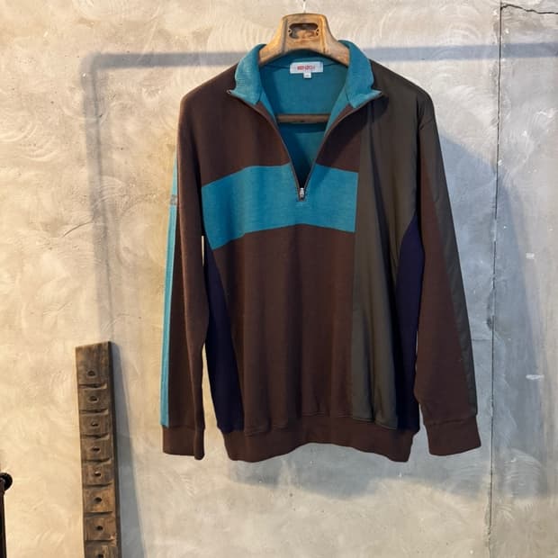 겐조 골프 짚업 니트 100