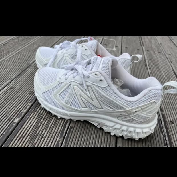 [290]뉴발란스 410v5 화이트 러닝화