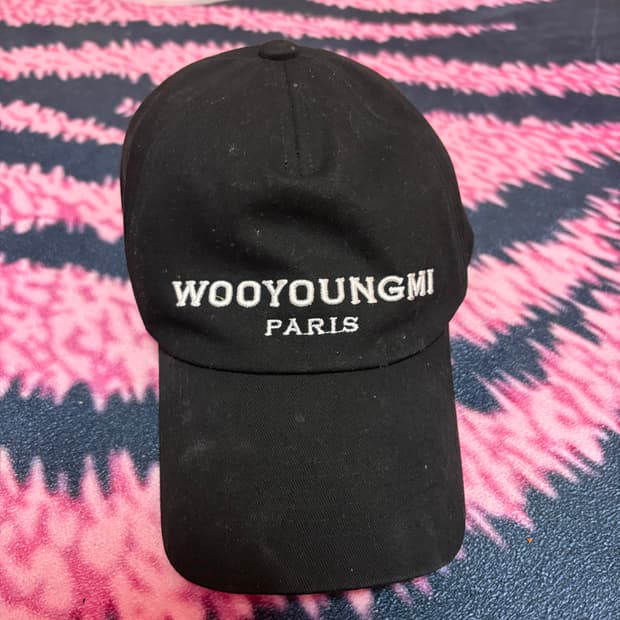 우영미 볼캡 모자 블랙