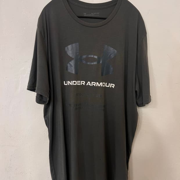 언더아머 반팔 티셔츠 3XL