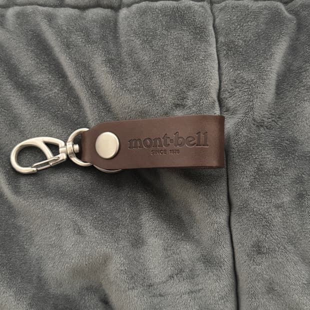 몽벨 가죽 키링 판매 