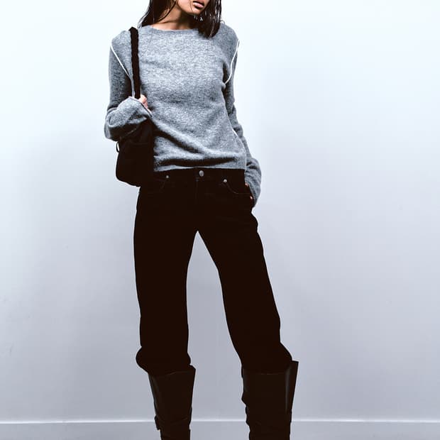 VELVET WASHED BOOT CUT DENIM PANTS