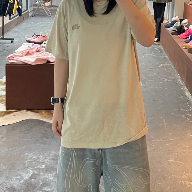 노스페이스 백로고 메쉬 반팔 H1831