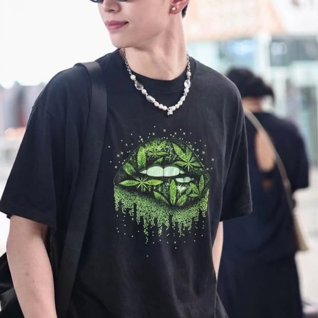 빈티지 떨 입술 로고 반팔티 