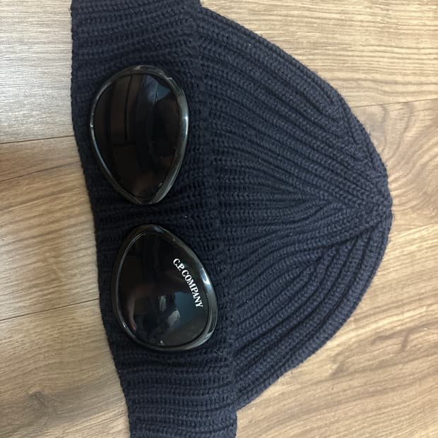 cp컴퍼니 고글 비니