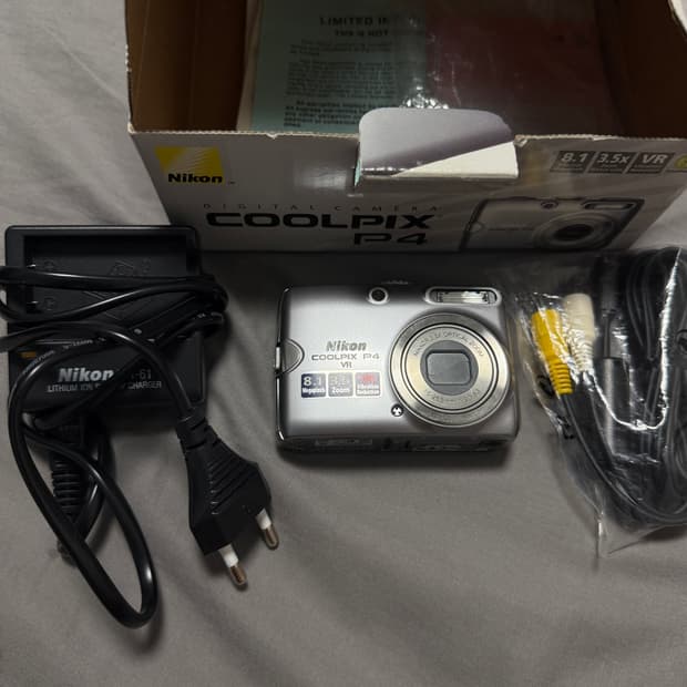 니콘 쿨픽스 p4 NICON coolpix p4 (한국어)