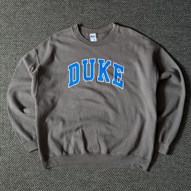 Gildan DUKE 빈티지 스웻셔츠 (105-110)