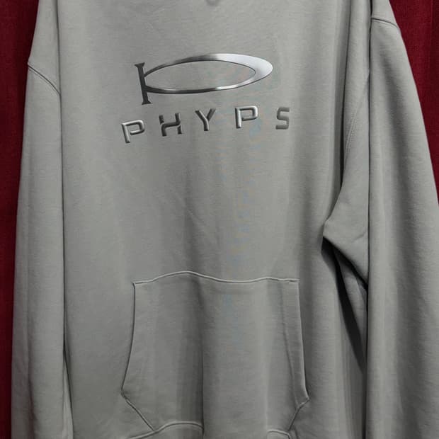 핍스 피지컬 디파트먼트 후드 FREE