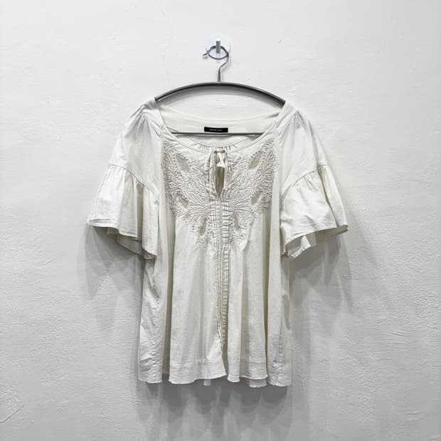 pas de calais 자수 블라우스