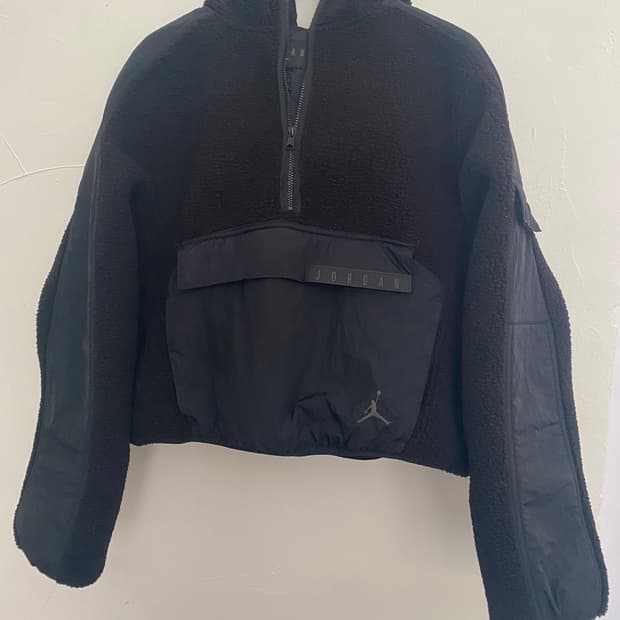 나이키 조던 후리스 크롭 아노락 XS