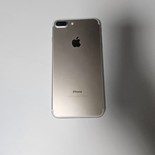 아이폰7 플러스 골드 128GB / 배터리효율 100%