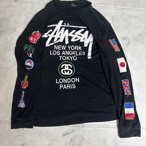 Stussy 롱슬리브