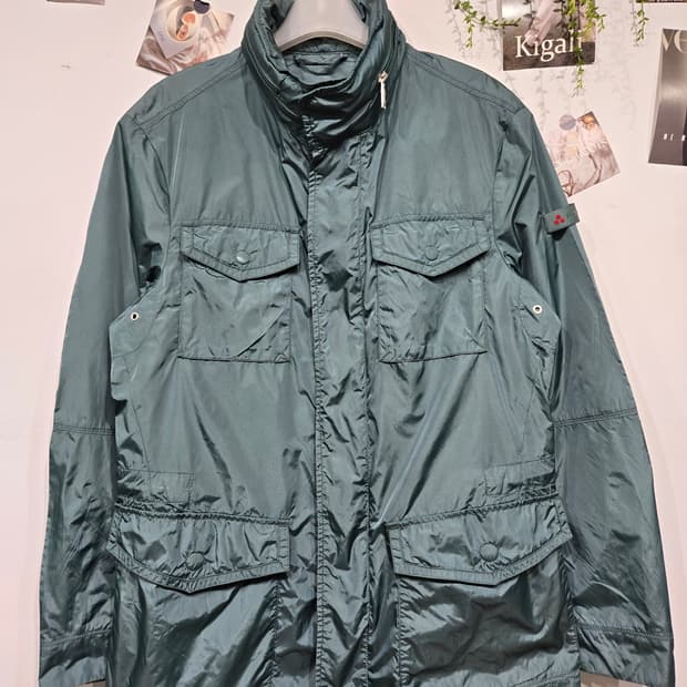 페트레이 이리데슨트 그린 야상 자켓