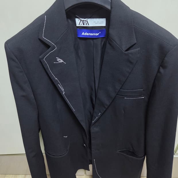 자라 아더에러 스티치 블레이저 S