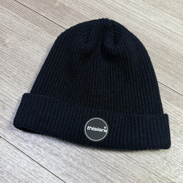 디스이즈네버댓 숏 비니 블랙