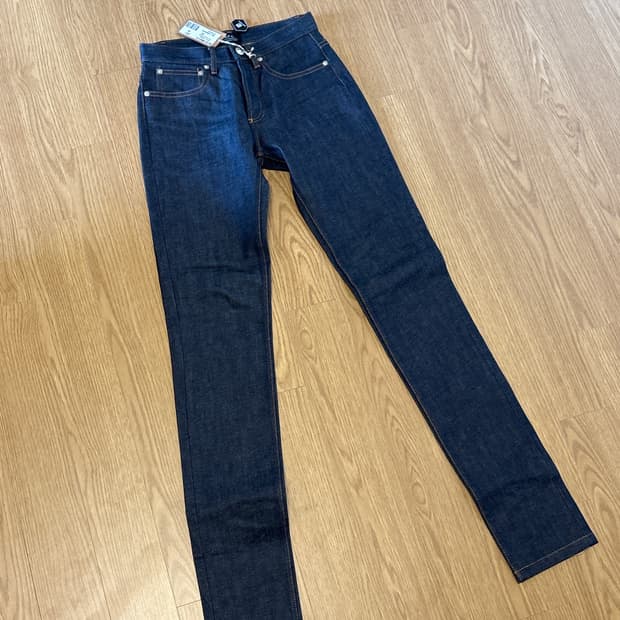 APC 쁘띠 스탠다드 우먼