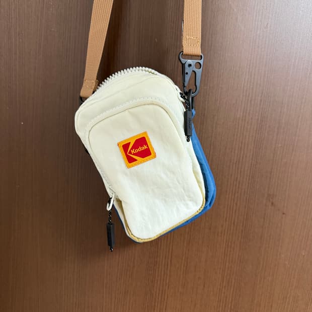 코닥 크로스백