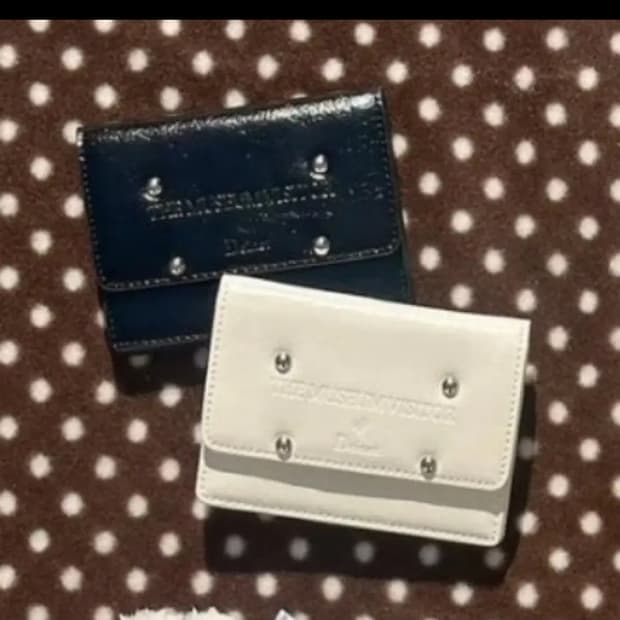 DEINET X TMV 스터드 카드 지갑 아이보리 다이닛 더뮤지엄비지터