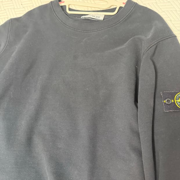 스톤아일랜드 맨투맨