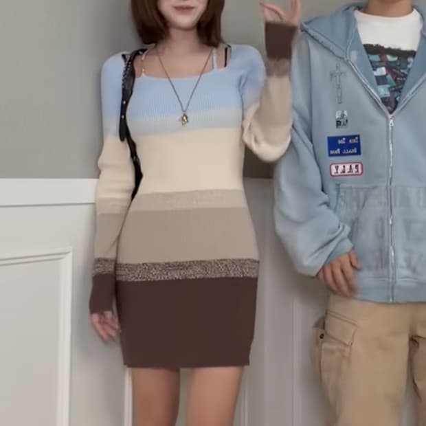 아틀리에나인 홀터넥 그라데이션 니트 원피스