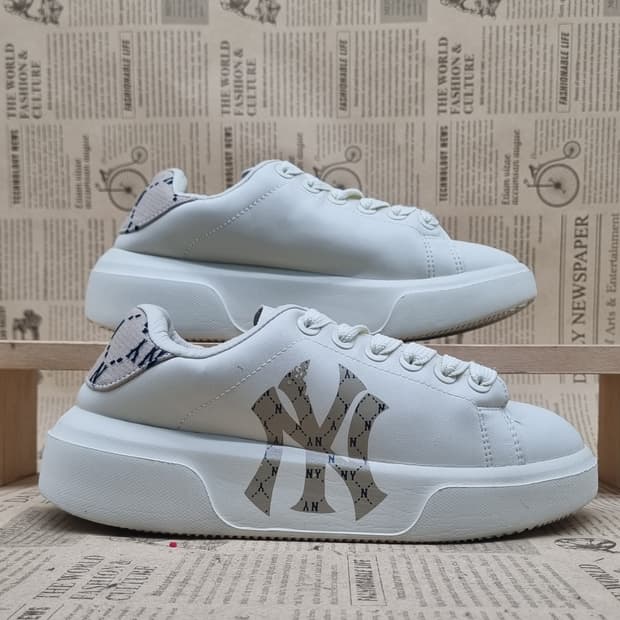 MLB 청키클래식 힐모노그램 230