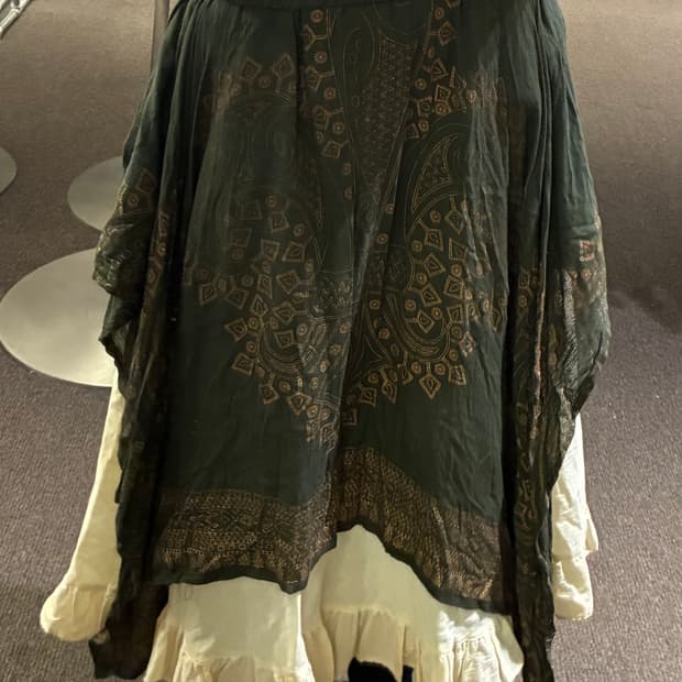 OS)Japanese vintage 여성 에스닉 언밸런스 미디 스커트