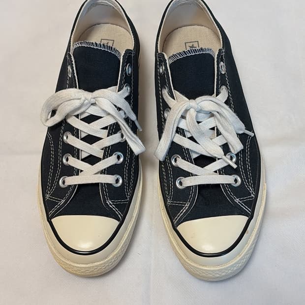 컨버스 척 70 로우 블랙 255-260 사이즈 판매합니다.