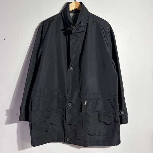 입생로랑 블랙 미니멀 하프 자켓