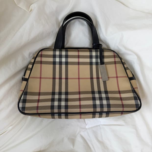 정품 버버리 빈티지 백