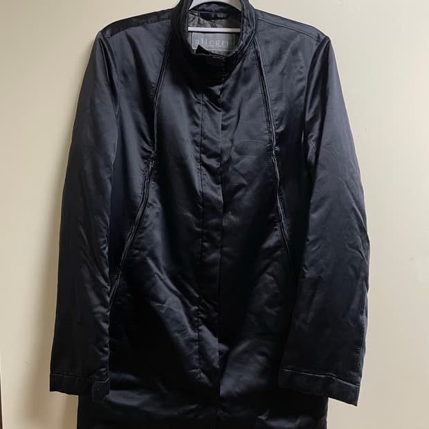 알레그리 스포츠 히든 포켓 코트