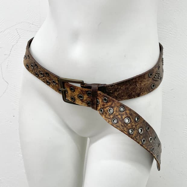 리얼레더 오리엔탈 펀칭 버클 벨트