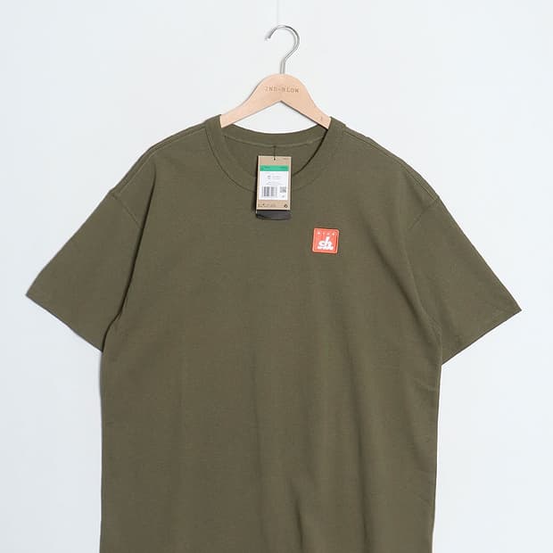 NIKE sb T-Shirts