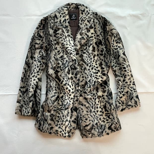 에잇세컨즈 8 Seconds 레오파드 에코 퍼 자켓 코트