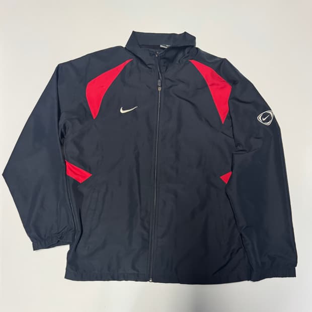 나이키 올드스쿨 검빨 바람막이 자켓 M ~ L
