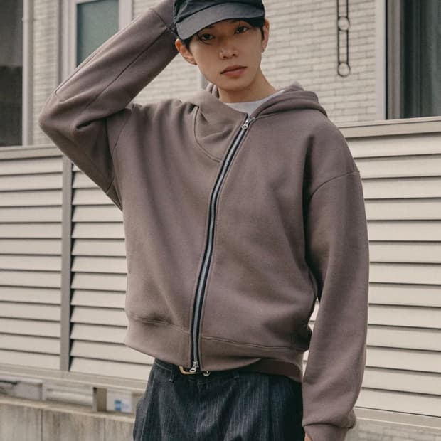 제로 사선 투웨이 크롭 후드 집업 [빈티지 브라운]