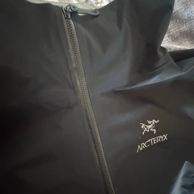 이크테릭스 베타 블랙 M