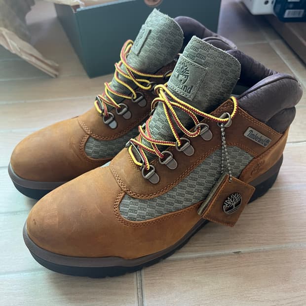 Kith x Timberland 필드 부츠 다크 브라운 (275)