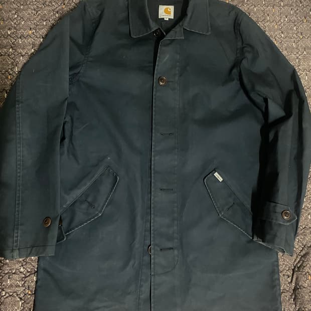 칼하트 네이비 컬러 코트