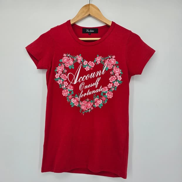 일본 Vivi Nature 레드 플라워 하트 티셔츠