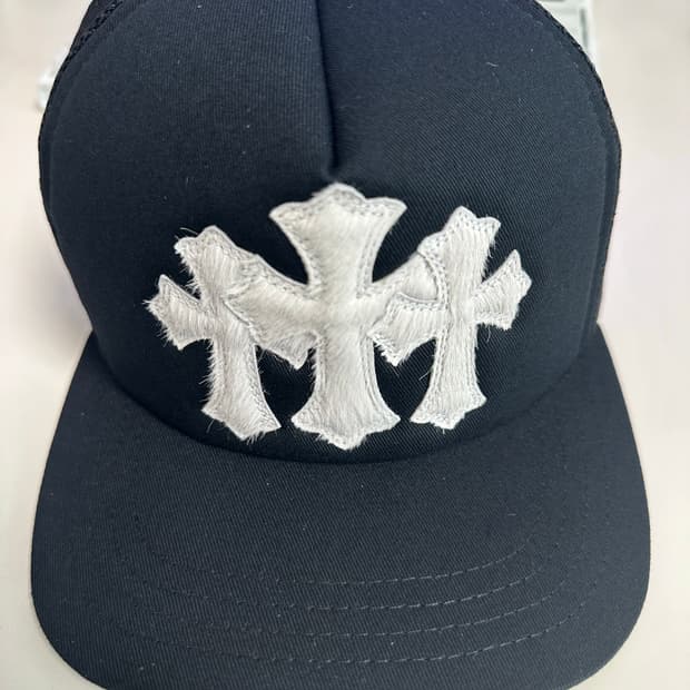 크롬하츠 송치 세머테리 트러커