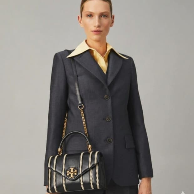 최종가격 | Tory Burch 키라 사첼백 블랙 금장 2way | 정품