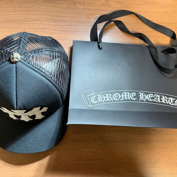 (OS) 크롬하츠 세메터리 트러커햇 볼캡 블랙