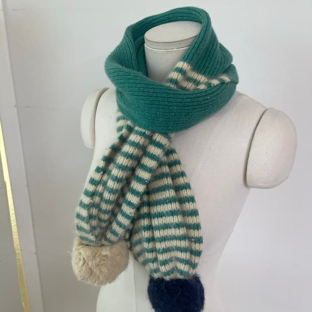 마크 제이콥스 캐시미어 앙고라 혼방 머플러