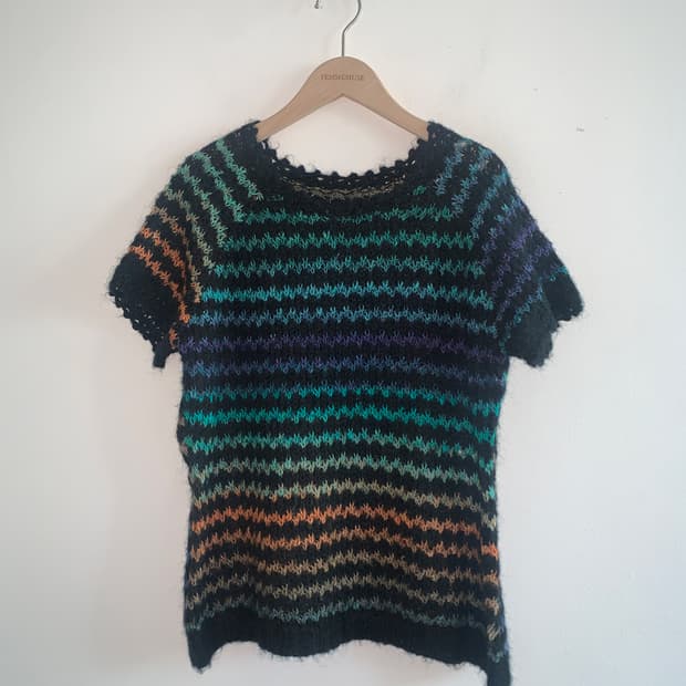Rainbow short sleeve knit