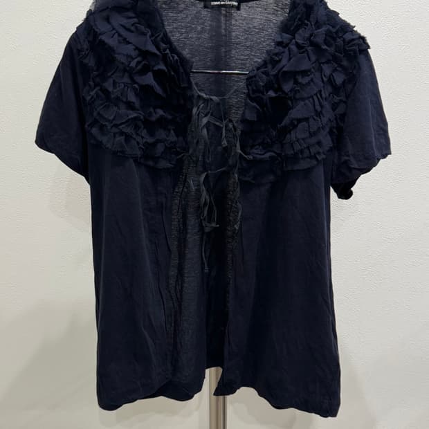 꼼데가르송 06ss 프릴 레이스 블라우스 티셔츠