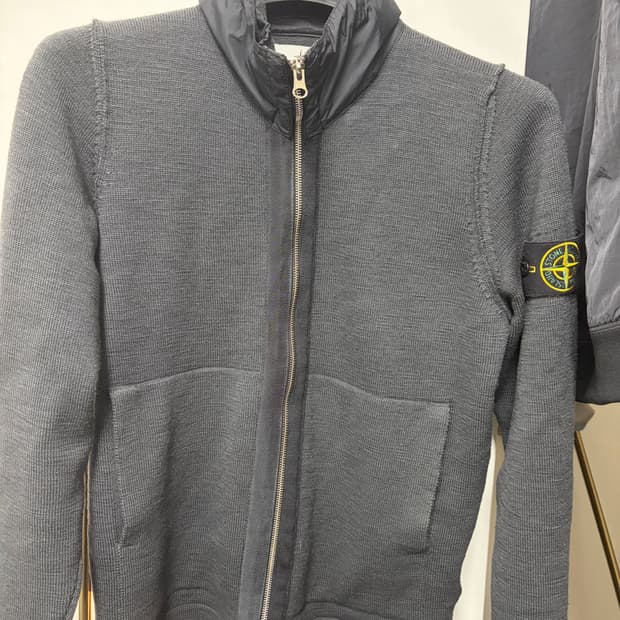 스톤아일랜드 니트 후드집업 S