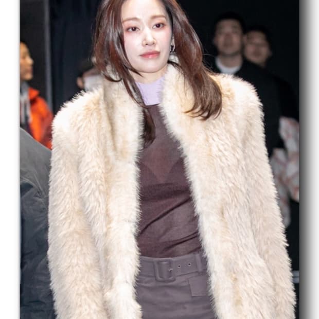 셀프포트레이트 치마바지 스커트 니트