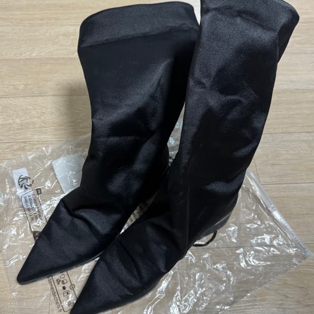 네거티브쓰리 부츠 Satin Kimera Boots BLACK