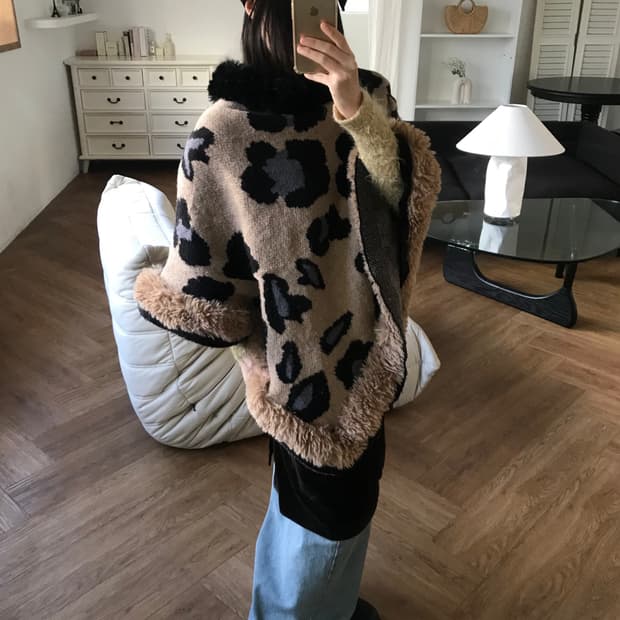 vintage fur cape