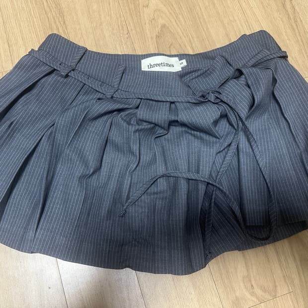 쓰리타임즈 스커트